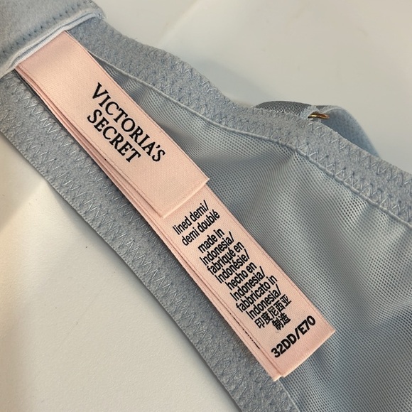 Victoria Secret Bra Size 32DD Blue Lace  Dream Angels Demi Romantic Sexy - Picture 2 of 13